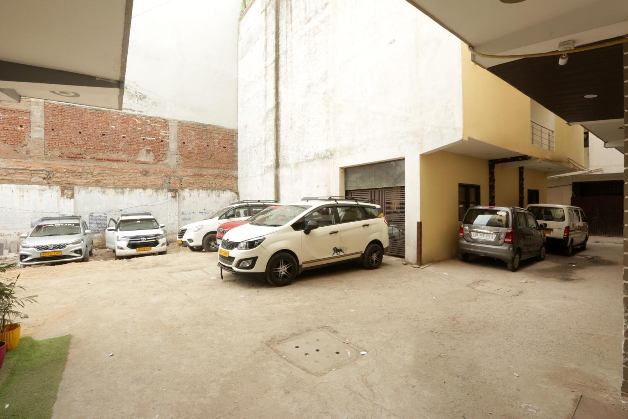 Hotel The Ocean Near Igi Airport Nueva Delhi Exterior foto